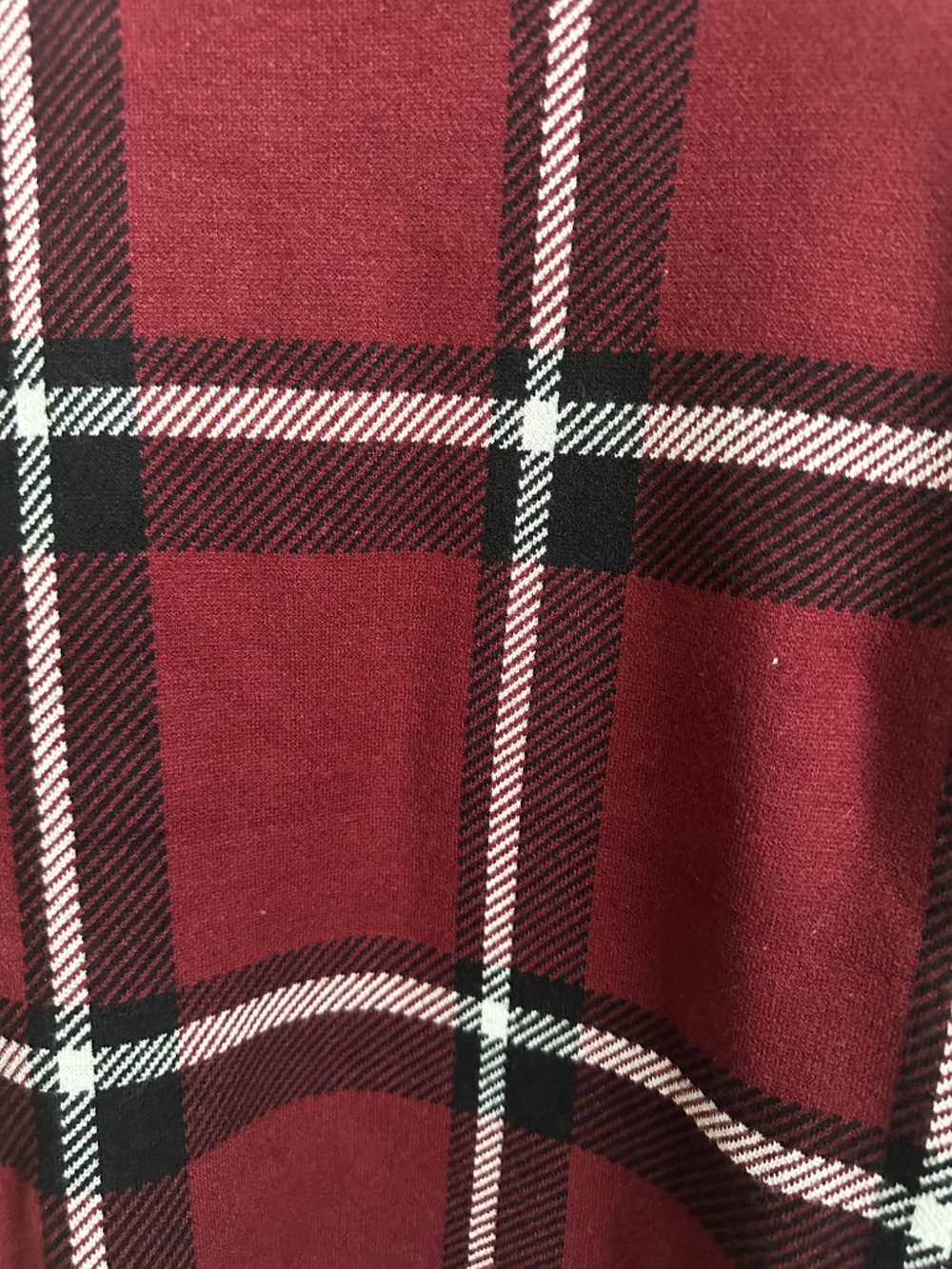 Tahari Women’s Plaid Sweater Size L Red Black Crewneck NWT Cozy Chic - Picture 6 of 13
